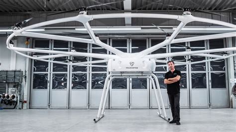 Drone Gigante Capaz De Transportar Quilos Por At Quil Metros