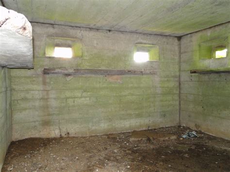 Inside A Suffolk Square Style Pillbox Adrian S Pye Geograph