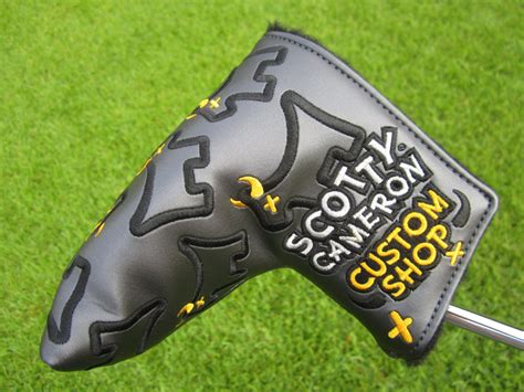 Scotty Cameron Custom Shop Grey Dancing Junk Yard Dogs Mid Mallet Headcover - Tour Putter Gallery