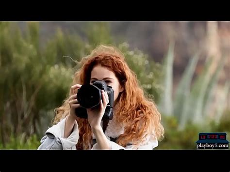 Gorgeous Models Enjoy The Nature Together In The Nude XVIDEOS