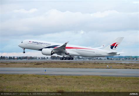 マレーシア航空初のA350 900を受領 1月からロンドン線に投入へ FlyTeam ニュース