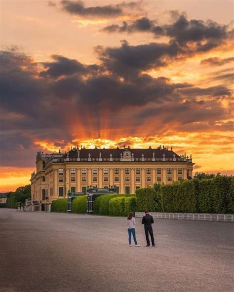 Schloss Sch Nbrunn On Instagram This Looks Like A Golden Start Into