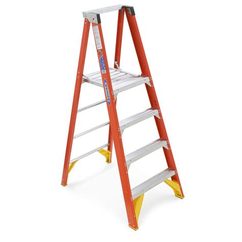 Shop Werner 4-ft Fiberglass 300-lb Type IA Platform Ladder at Lowes.com