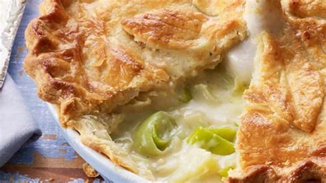 The Best Mary Berry Cheese Leek And Potato Pie Recipe 🧀🥔