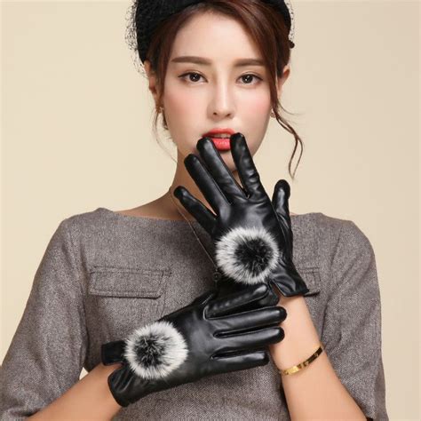 2016 Autumn And Winter New Pattern Pu Women Glove Korean Woman Keep Warm Rabbits Hair Glove