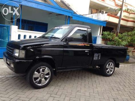 Harga Mobil Bekas Isuzu Panther Pick Up Solo