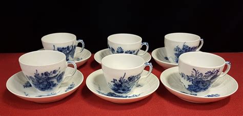 Blå Blomster sex kaffekoppar med fat ᐈ AntiqusAB på Tradera