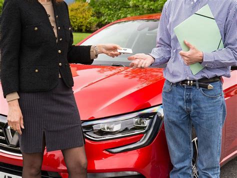 Voiture d'occasion : 5 conseils pour ne pas se tromper 