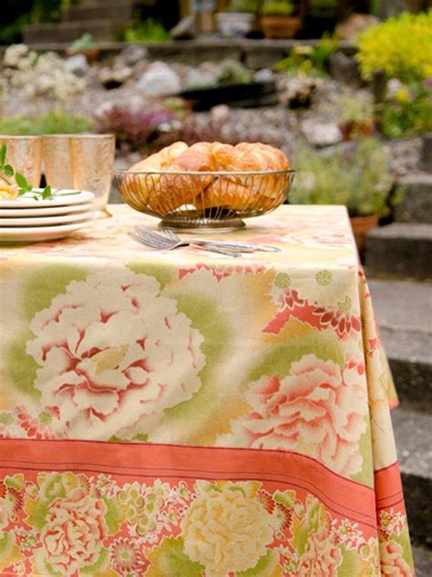 Pin By Carolyn Malin On Vintage Linens And Fabrics Table Cloth