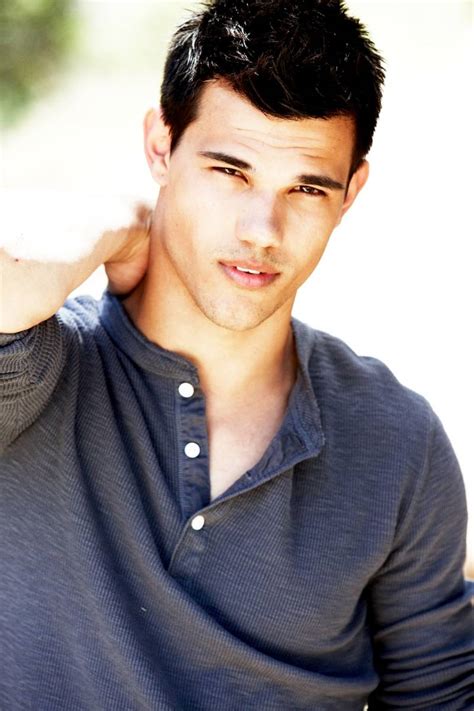 Hottest Men: Taylor Lautner