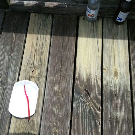 Deck Cleaning Experiment Left Oxiclean Center White Vinegar Right Peroxide Applied