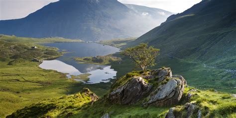 5 Reasons to Visit Snowdonia, Wales' Oldest National Park | HuffPost