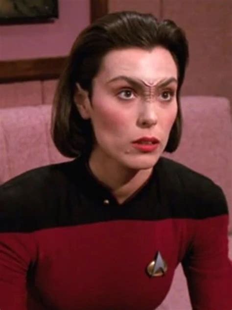 Ro Laren Michelle Forbes Star Trek Laren