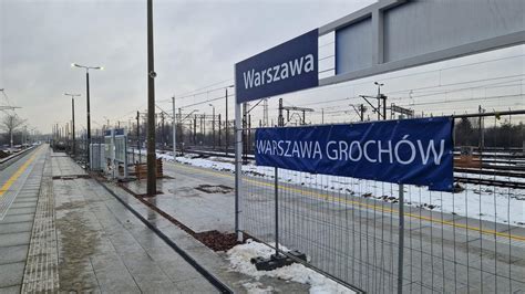 Warszawa Grochów Nowy przystanek kolejowy Tablice tymczasowe dojście