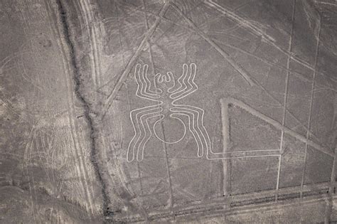 Las líneas de Nazca un misterio sin resolver en el desierto de Perú