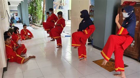 Jurus Katak Tunggal Diujikan Pesilat Tapak Suci SMPM 4 Dapat Sabuk