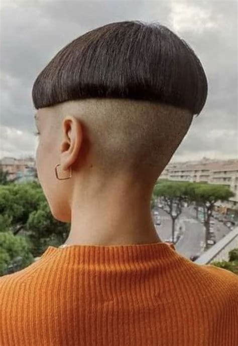 Pin By Nape Buzzer On Extreme Bowl Cuts And Mushrooms Super Short Hair