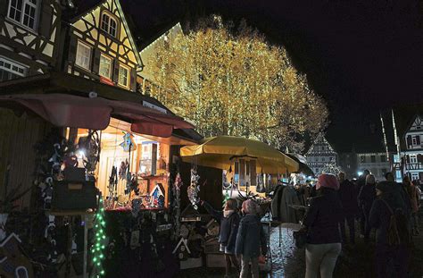 Weihnachtsmarkt Calw Schon Vor Der Er Ffnung Gut Besucht Calw