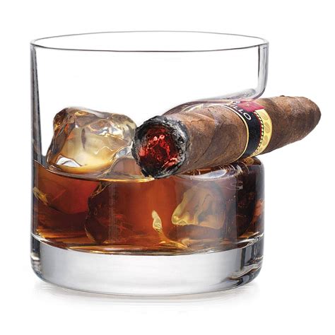 19 Best Bourbon Glasses To Elevate Your Whiskey Drinking Experience In