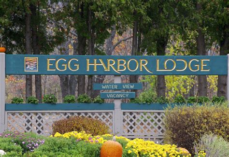 Egg Harbor, Door County Wisconsin Lodging | Egg Harbor Lodge