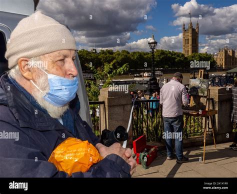 Queen Funeral Pageantry Hi Res Stock Photography And Images Alamy