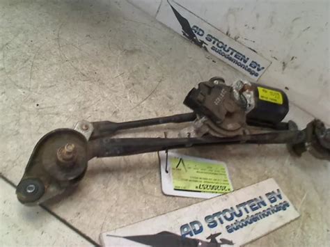 MOTEUR TRINGLERIE ESSUIE GLACE AVANT MOTOR Kia Rio II DE 2007