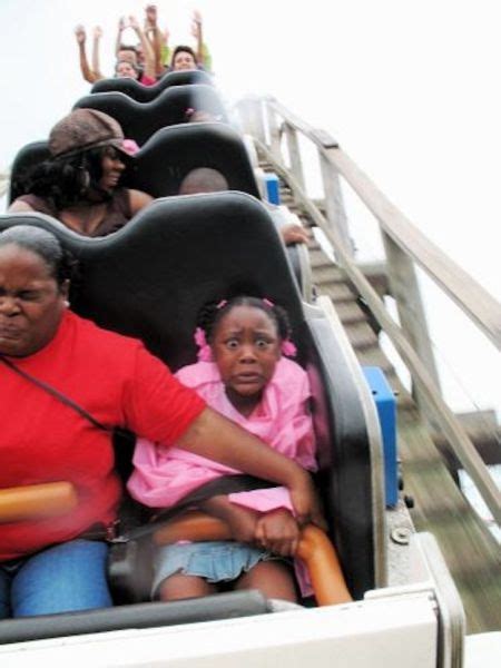 People Who Have Perfected Their Roller Coaster Poses 32 Pics