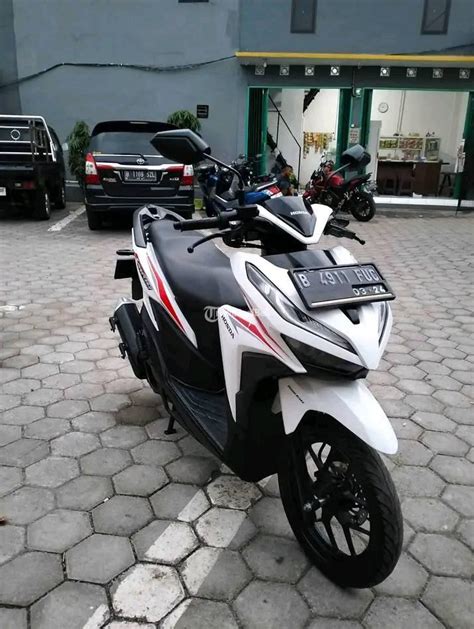 Motor Honda Vario Cbs Bekas Tahun Siap Pakai Surat Lengkap Warna