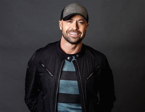 Newly Out CMT Host Cody Alan Shows Off Boyfriend Meaws Gay Site