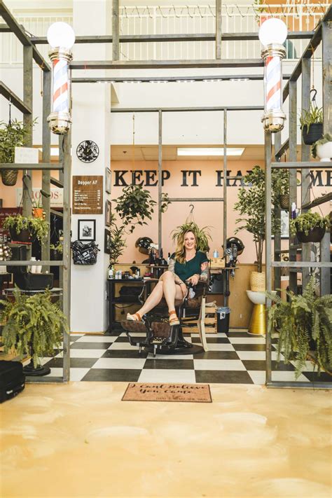 Meet Elizabeth Darling Canvasrebel Magazine