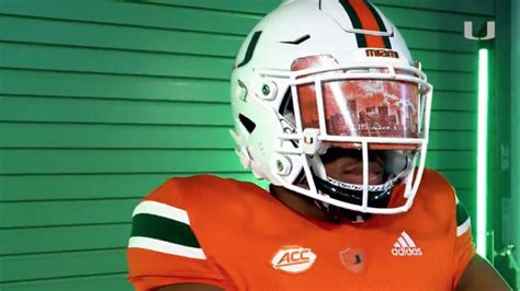 Miami Hurricanes Reveal Updated Football Uniforms – SportsLogos.Net News