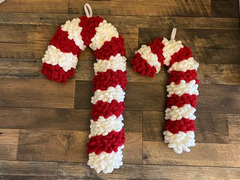 Candy Cane Wreath - Etsy