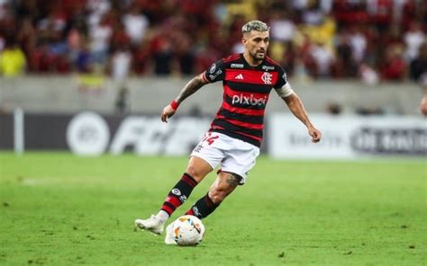 Flamengo Tem Desfalque De Ltima Hora Para Jogo Contra S O Paulo