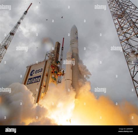 Kourou French Guiana 25th Dec 2021 Arianespaces Ariane 5 Rocket Launches With Nasas James