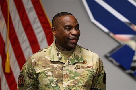 DVIDS - Images - Air National Guard Command Chief visits the 181st Intelligence Wing [Image 4 of 9]