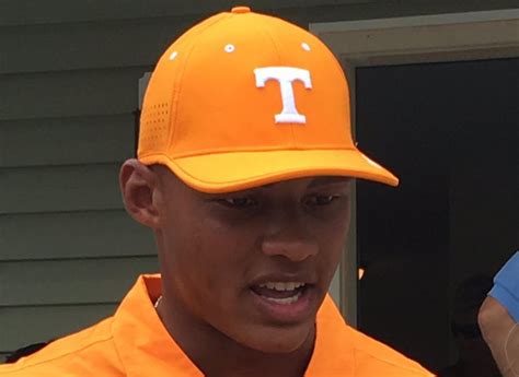 BREAKING: Josh Dobbs has eyebrows again | SEC Rant