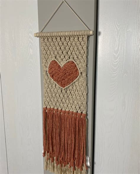 Super Sweet Heart Macrame Wall Hanging Free Pattern Tutorial