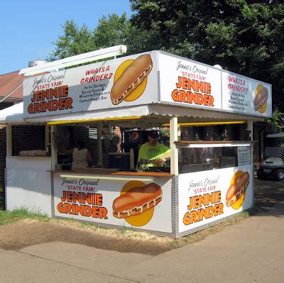 𝗦𝗟𝗔𝗞𝗜𝗡𝗚𝗙🍩🍩𝗟: Iowa State Fair Food 2010