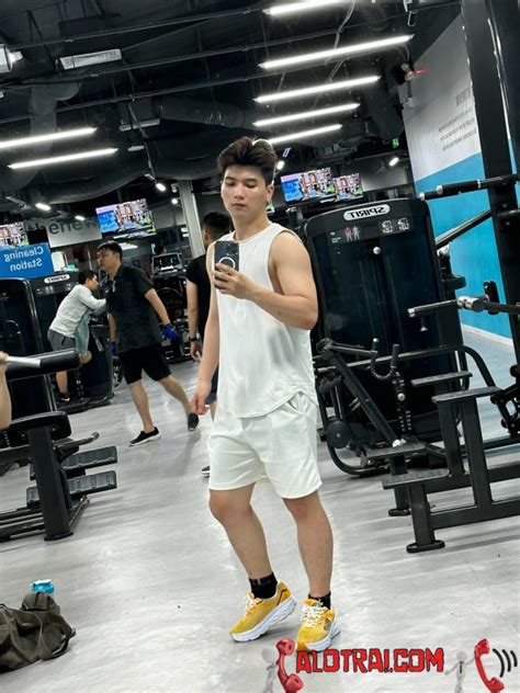 Trai ngây thơ mặt duyên sex giỏi cu bự body mình dây gợi cảm Alotrai
