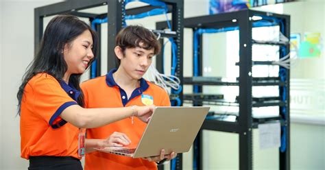 Công nghệ thông tin tiếp tục hot trend trong xu hướng chọn ngành Tuổi Trẻ Online