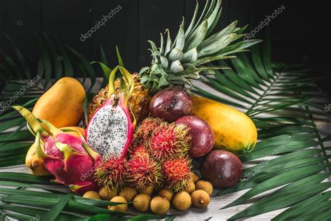 Conjunto De Frutas Ex Ticas Surtido De Frutas Tropicales De Pi A