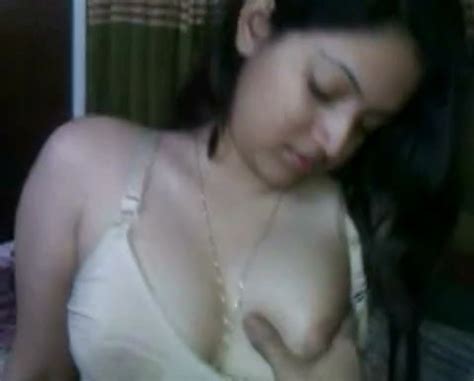 Cute Desi College Girlfriend Sucking Bf Cock Indian Nude Girls