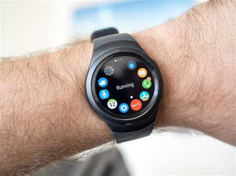 Samsung Gear S2 update brings new watch faces, apps and more | Android ...