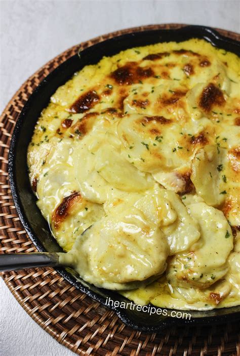 Au Gratin Potatoes Using Cheddar Cheese Soup