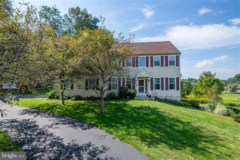 115 Heathrow Dr Elverson Pa 19520 See Est Value Schools And More