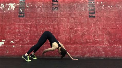 Alternating Hand Plank To Downward Dog With Toe Touch Youtube