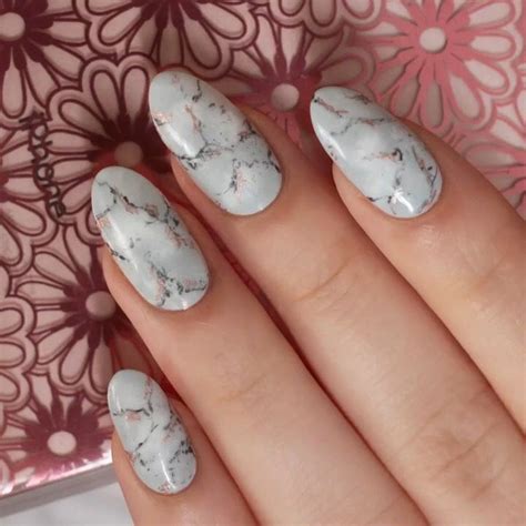 Elegant Nail Art Designs For Formal Looks