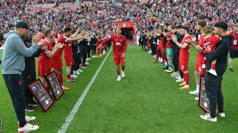 Liverpool Star Roberto Firmino Bursts Into Tears Following His Last