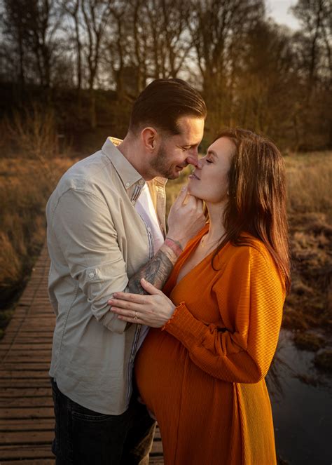 Outdoor Couples Maternity Photography