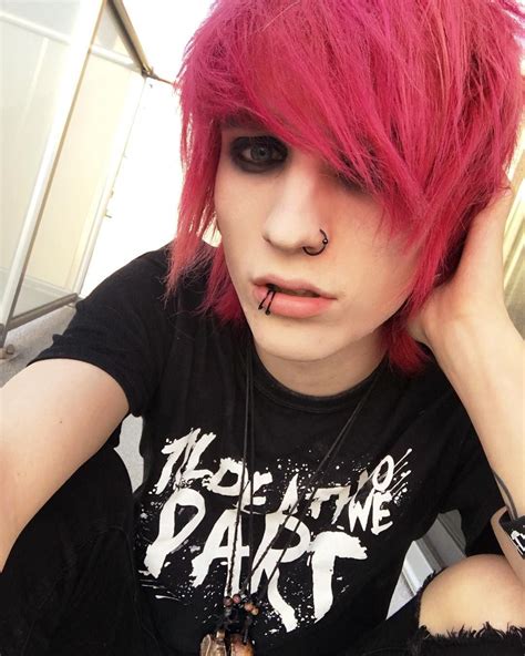 Pin On Emo Fashion Emo Scene Hair Emo Hair Cute Emo Boys